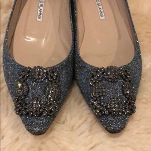 Manolo blahnik hangisi flats